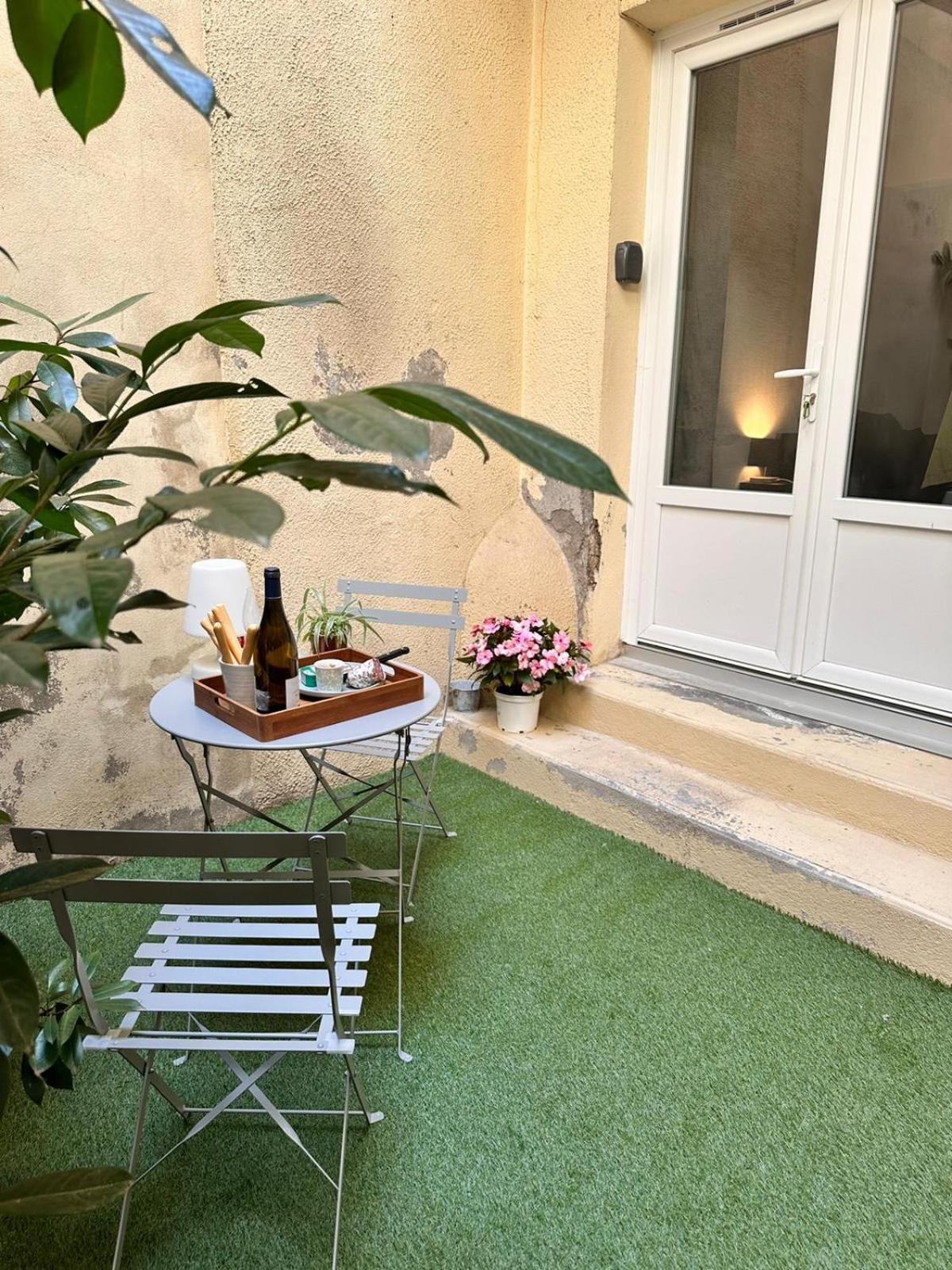 מולאן Beau Studio Et Sa Terrasse Quartier Historique מראה חיצוני תמונה