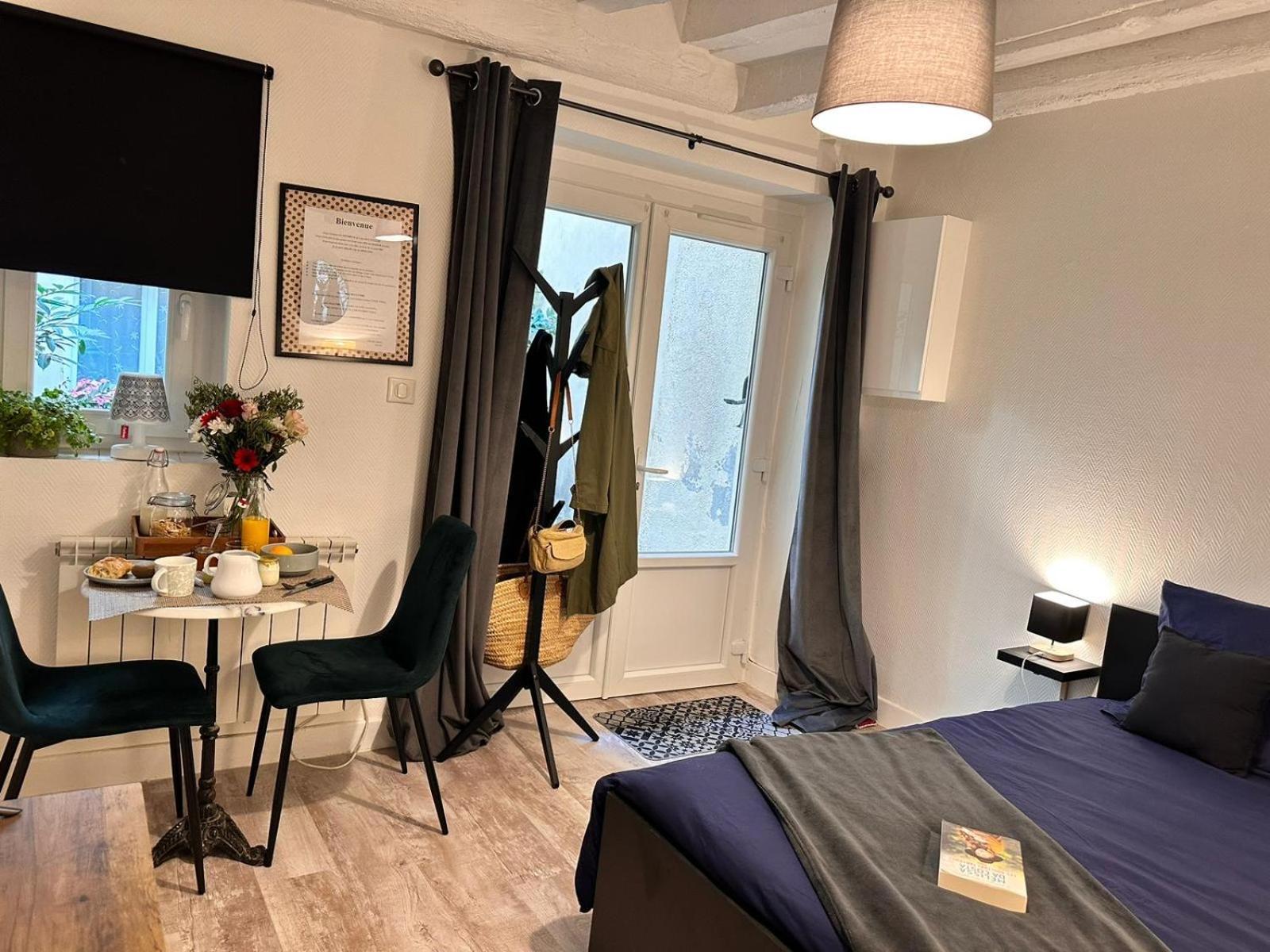 מולאן Beau Studio Et Sa Terrasse Quartier Historique מראה חיצוני תמונה